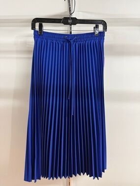 Pleated Elastic-Waist 29" Skirt in Royal Blue